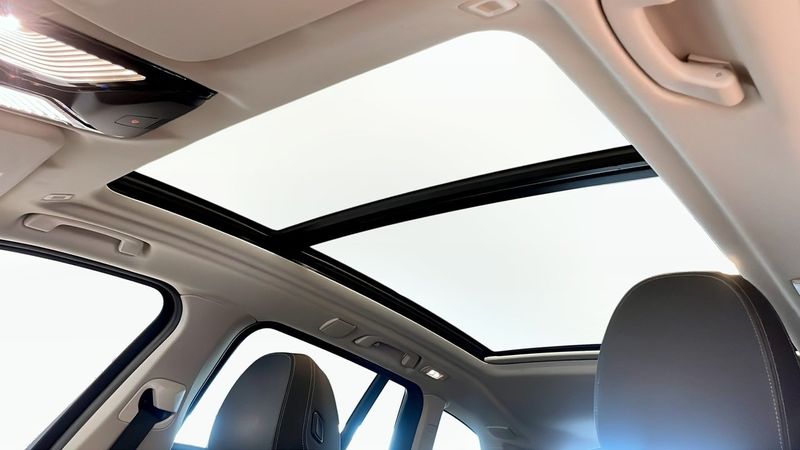 BMW iX3 bild 12