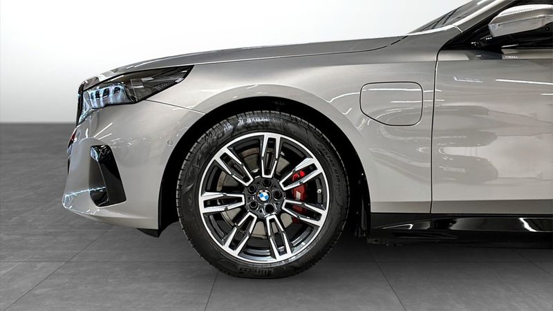 BMW 530 bild 9