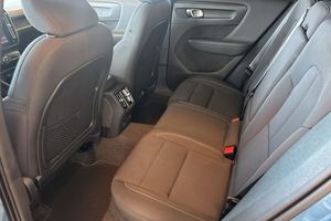 Volvo EX40 bild 6