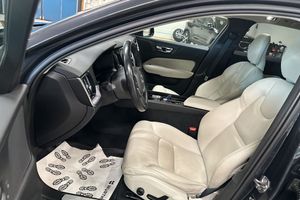 Volvo V60 bild 8