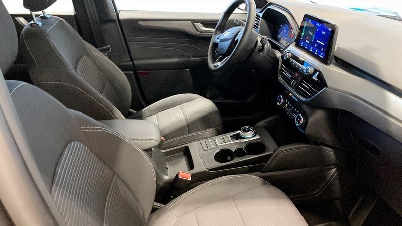 Ford Kuga bild 3