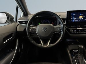 Suzuki Swace bild 9