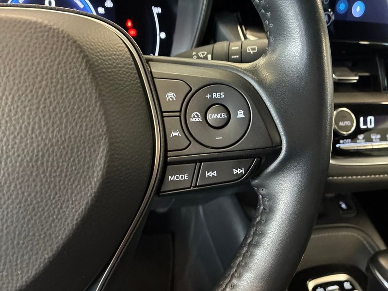 Suzuki Swace bild 21
