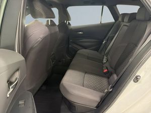 Suzuki Swace bild 13