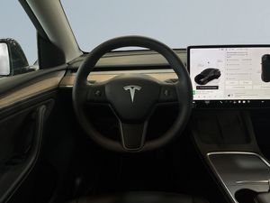 Tesla Model Y bild 9