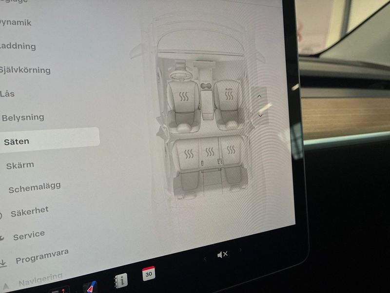 Tesla Model Y bild 21