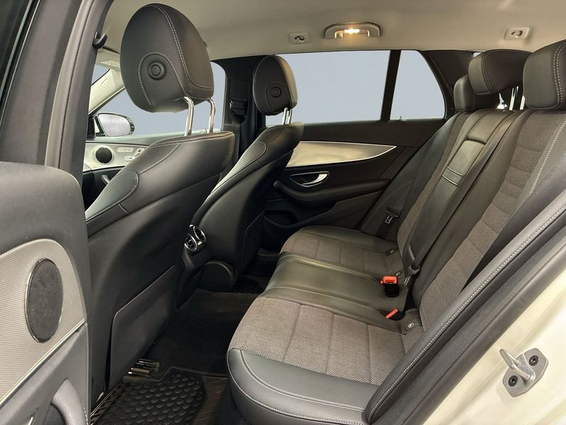 Mercedes E300 bild 13