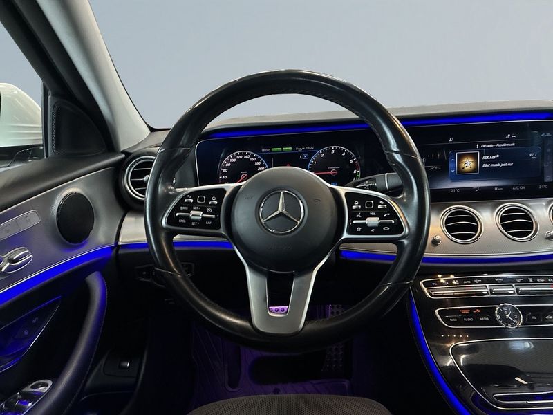 Mercedes E300 bild 9