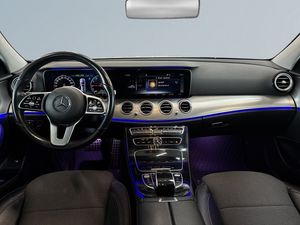 Mercedes E300 bild 8