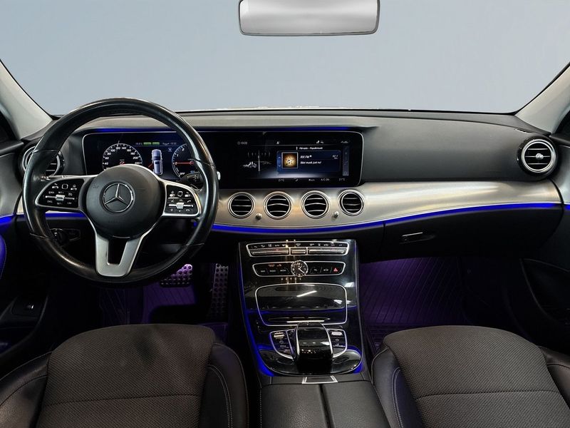 Mercedes E300 bild 8