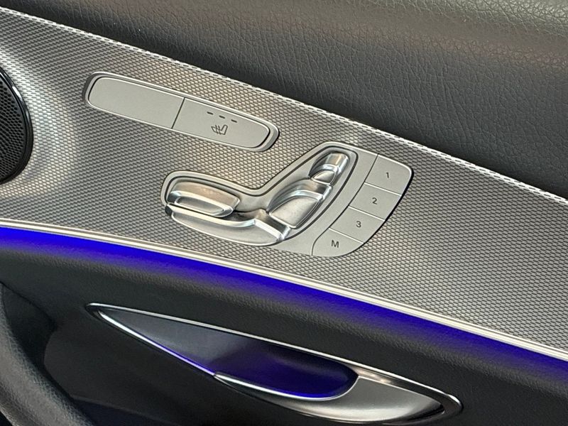 Mercedes E300 bild 17