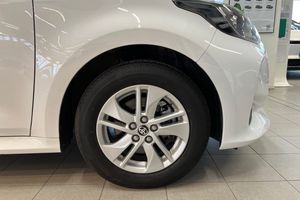 Toyota Yaris bild 16