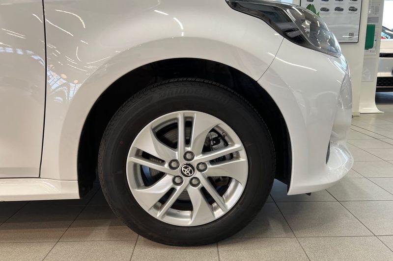 Toyota Yaris bild 16