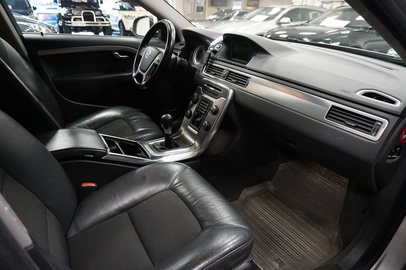 Volvo V70 bild 9
