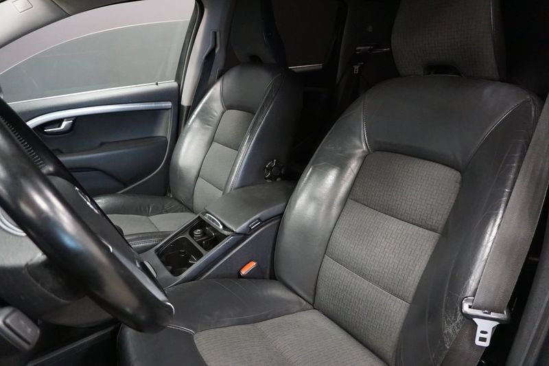 Volvo V70 bild 11