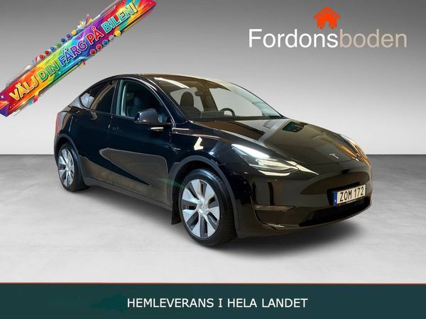 Tesla Model Y Long Range AWD Moms Drag Värmepump Panorama - 2023