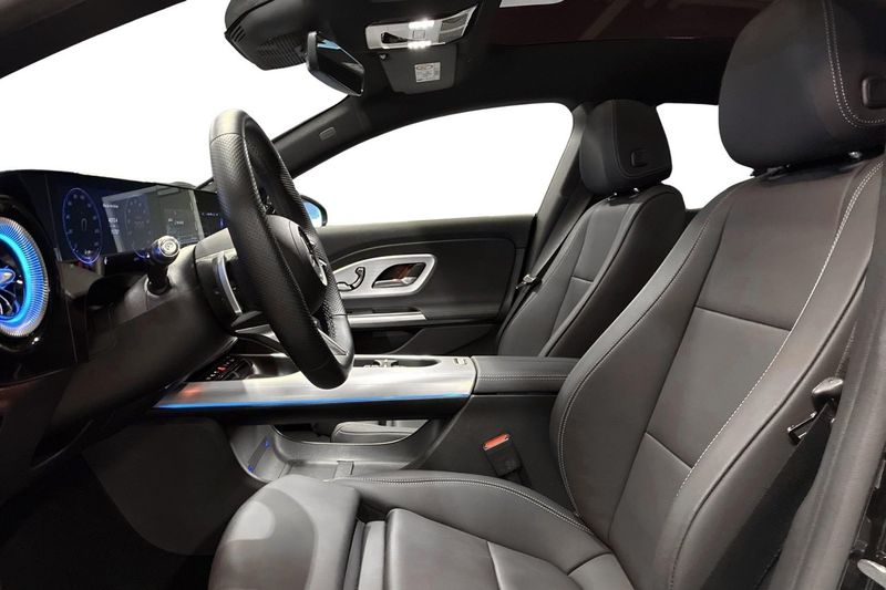 Mercedes CLA250 bild 13