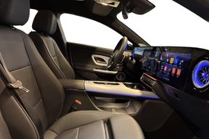 Mercedes CLA250 bild 16