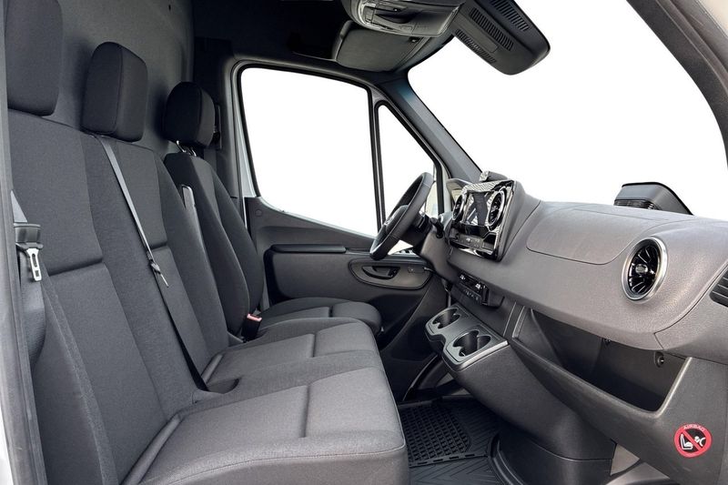 Mercedes e-Sprinter bild 12
