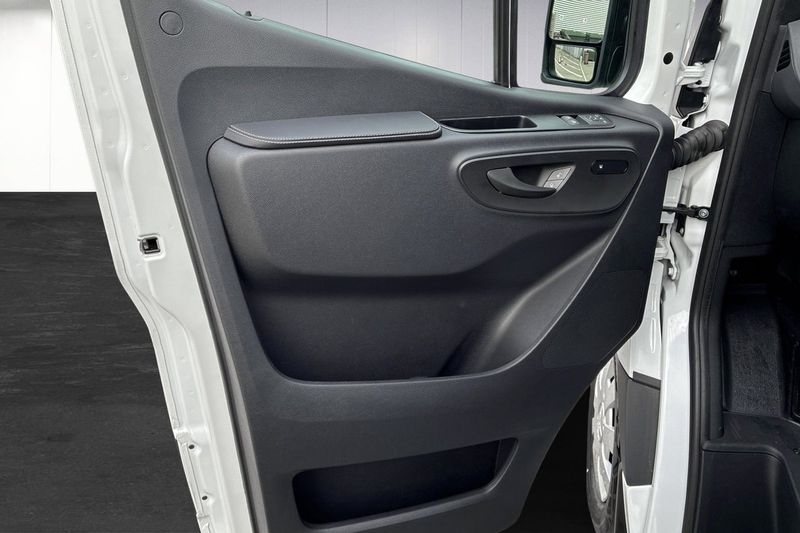 Mercedes e-Sprinter bild 13
