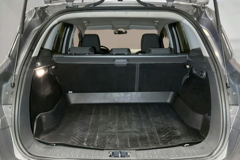Ford Kuga bild 9
