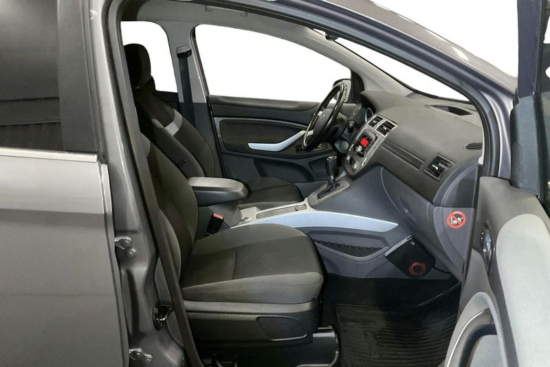Ford Kuga bild 7