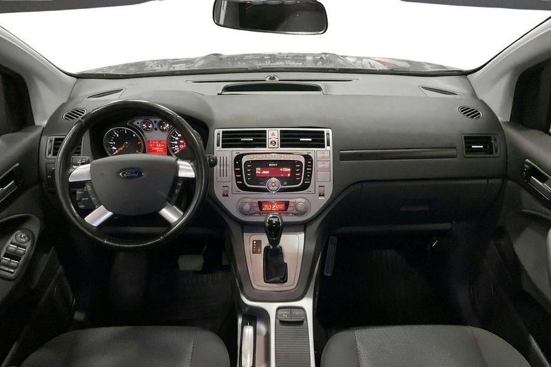 Ford Kuga bild 6