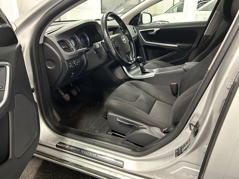 Volvo V60 bild 8
