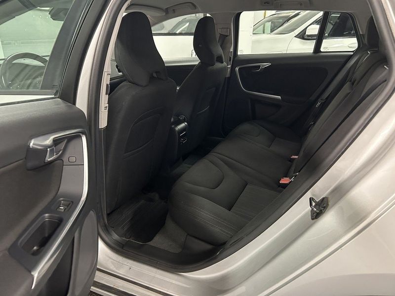 Volvo V60 bild 11
