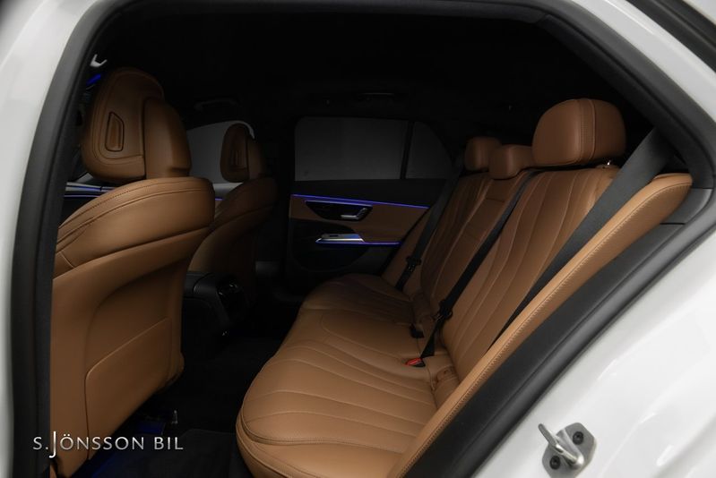 Mercedes E300 bild 12