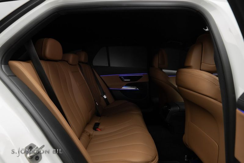 Mercedes E300 bild 11