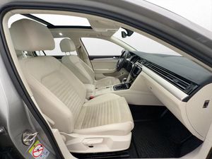Volkswagen Passat bild 15