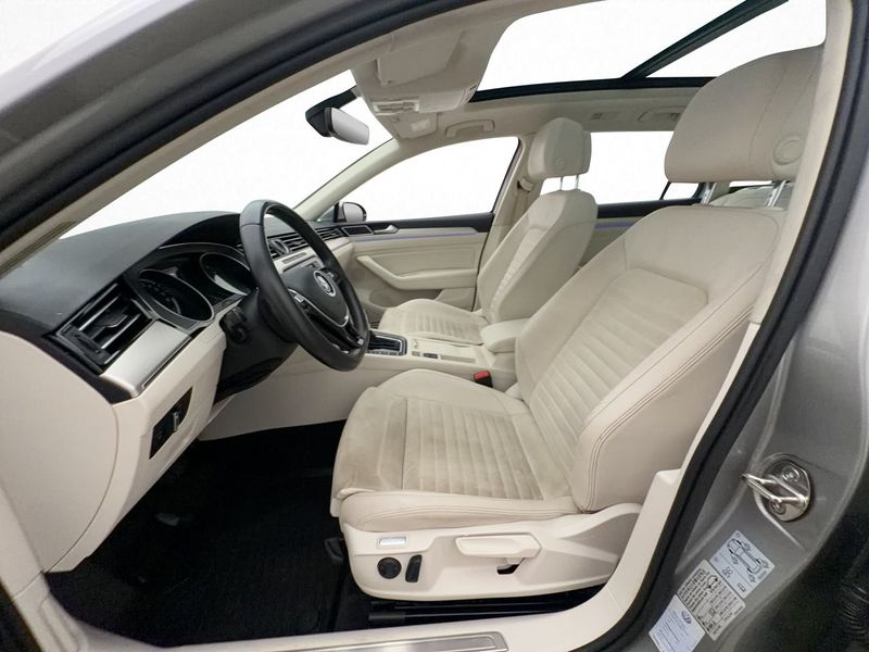 Volkswagen Passat bild 12