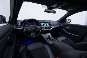 BMW 330 bild 11