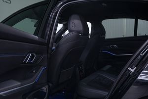 BMW 330 bild 9