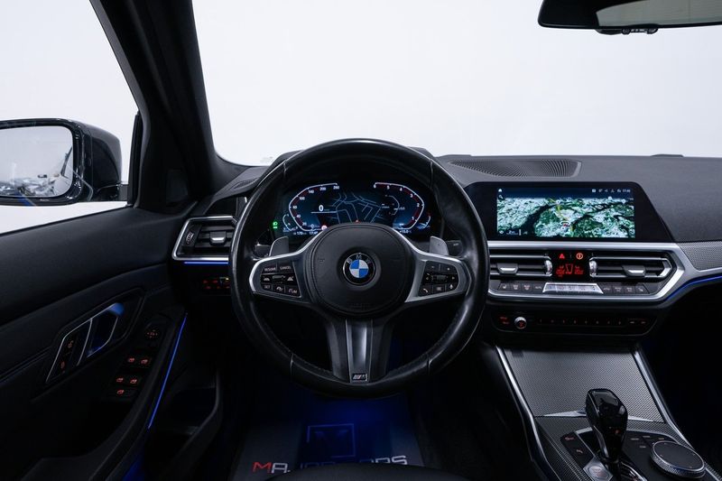 BMW 330 bild 13
