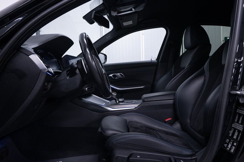 BMW 330 bild 7
