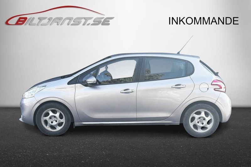 Peugeot 208 bild 2