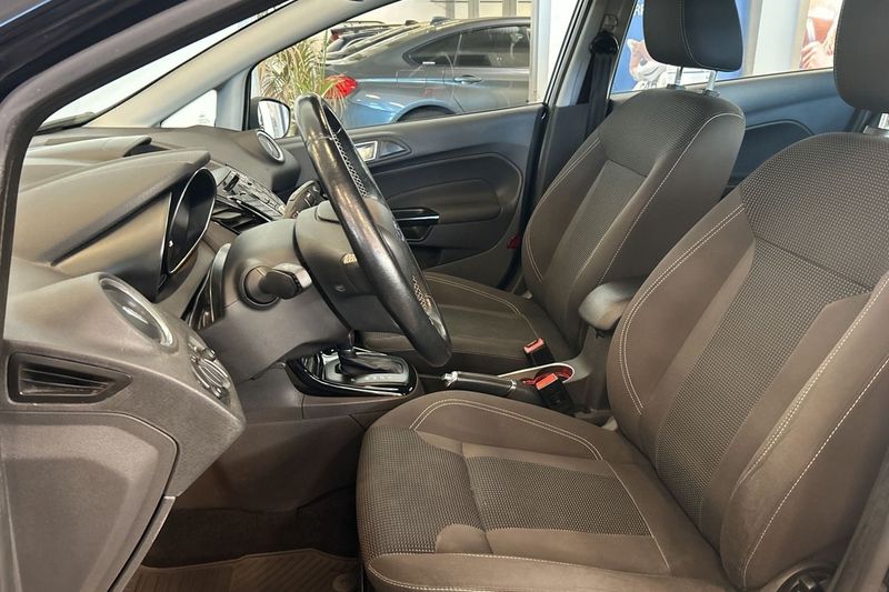 Ford Fiesta bild 9