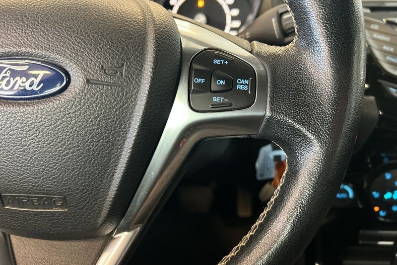 Ford Fiesta bild 14