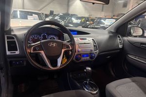 Hyundai i20 bild 13