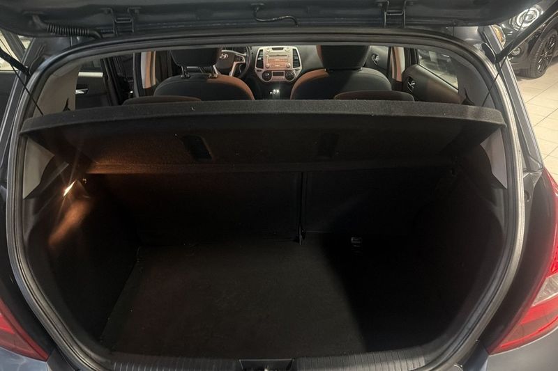 Hyundai i20 bild 10
