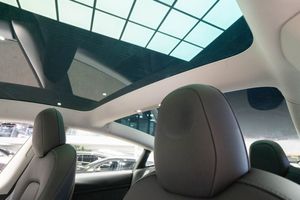 Tesla Model 3 bild 12