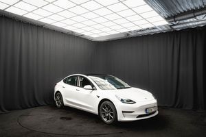 Tesla Model 3 bild 5