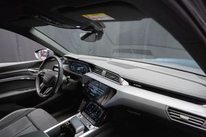 Audi Q8 e-tron bild 15