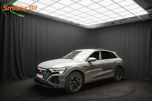 Audi Q8 e-tron 55 Q S-Line 21'' LUFT 95.5%SoH 1-ÄGARE MOMS - 2024
