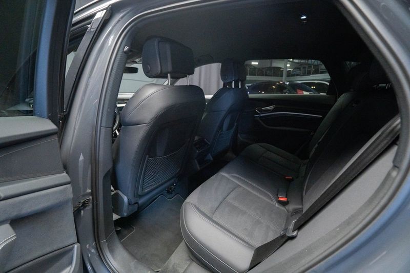 Audi Q8 e-tron bild 16
