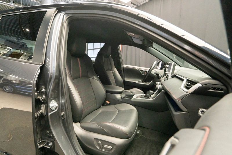Toyota RAV4 bild 18