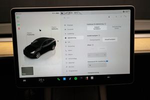 Tesla Model Y bild 21