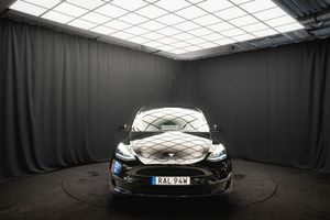 Tesla Model Y bild 4